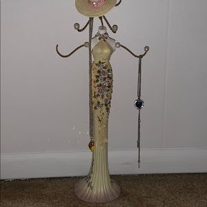 Jewelry Stand 💎